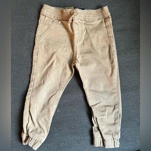 ⭐️⭐️⭐️3 for$12⭐️⭐️⭐️ Buffalo David Bitton pull on Khaki Pants